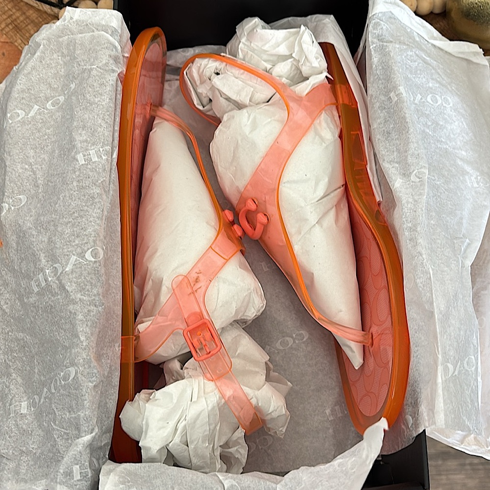 🍊🪼New in Box!! COACH Tangerine Natalee Jelly Sandal Sz 10🪼🍊 - Picture 5 of 7